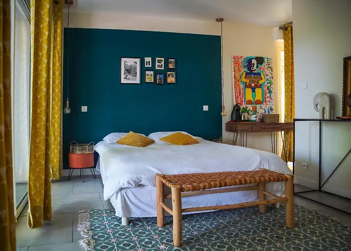 suite indépendante au calme avec piscine Aix-en-Provence